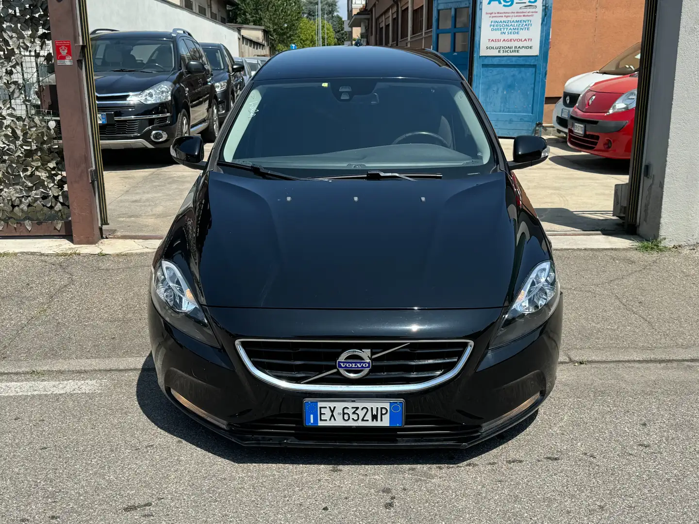 Volvo V40 *1.6 DIESEL*EURO 5B*SUMMUM* Negro - 2