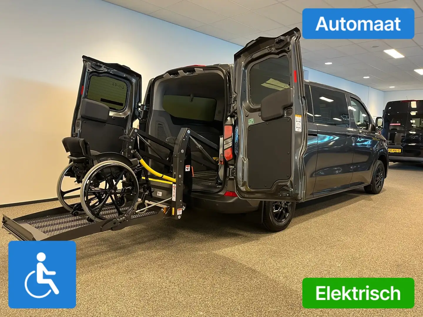 Ford Tourneo Custom L2H1 Rolstoelbus HYBRIDE - Rolstoel voorin Grijs - 2
