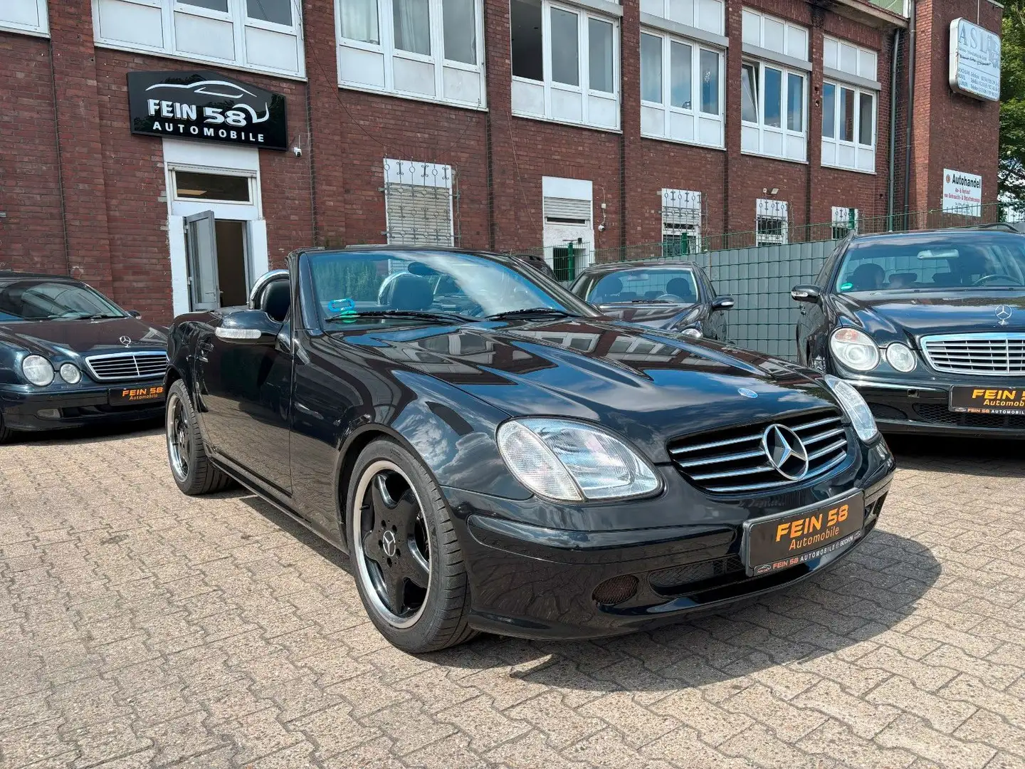 Mercedes-Benz SLK 200 Kompressor,HU/AU 08/2026 Noir - 1