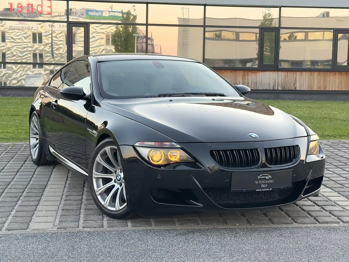 BMW M6 V10 SMG Schwarz - 1
