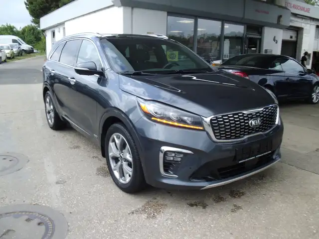Kia Sorento 3.3 SX V6 4WD Automatik / 7-SITZE / LEDER / VOLL