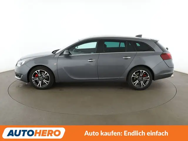 Opel Insignia view 3