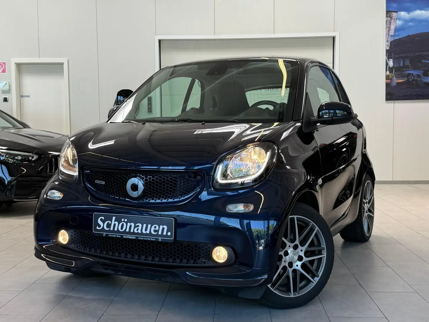 smart forTwo BRABUS fortwo 80 kW JBL+LEDER+PANO+NAVI+KAMERA Blauw - 1