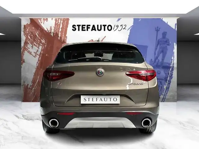 Alfa Romeo Stelvio view 6