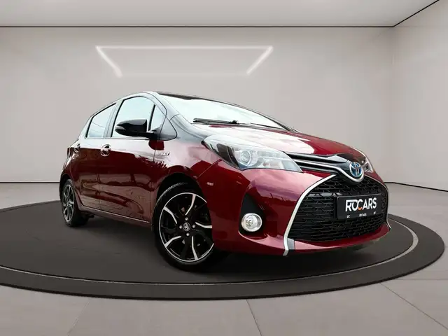 Toyota Yaris view 3