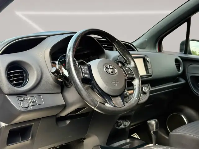 Toyota Yaris view 10