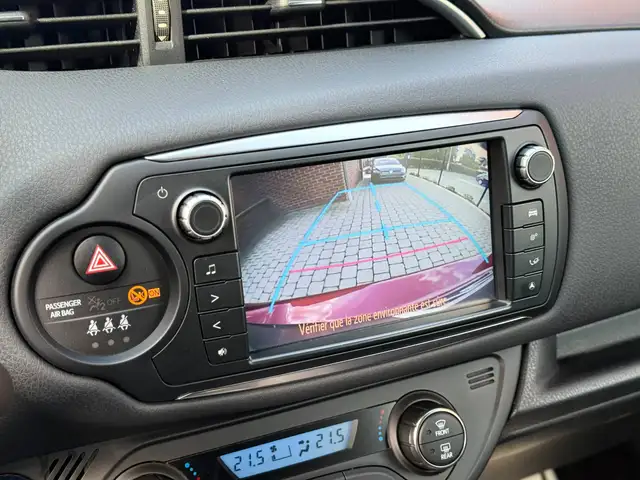 Toyota Yaris view 15