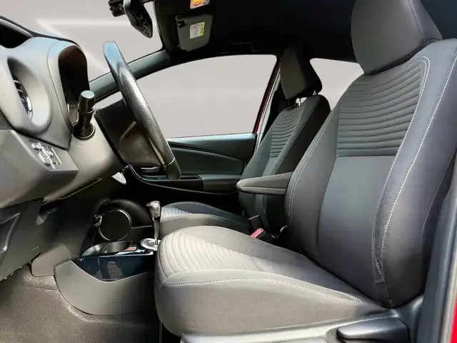 Toyota Yaris view 12