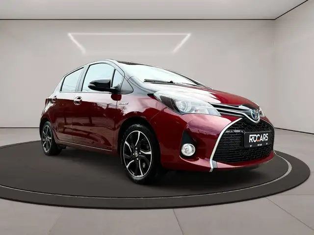 Toyota Yaris view 4
