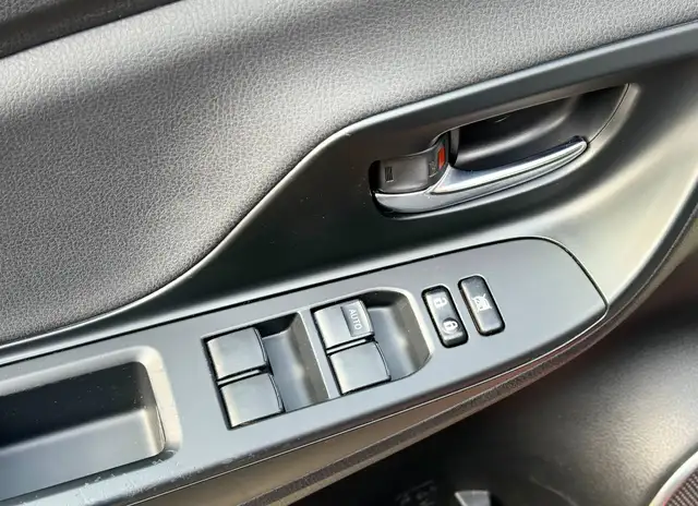 Toyota Yaris view 11