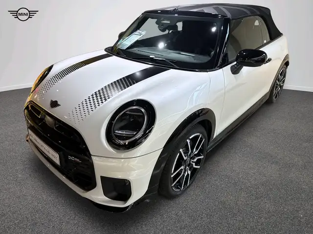 MINI Cooper S Cabrio John Cooper Works Trim