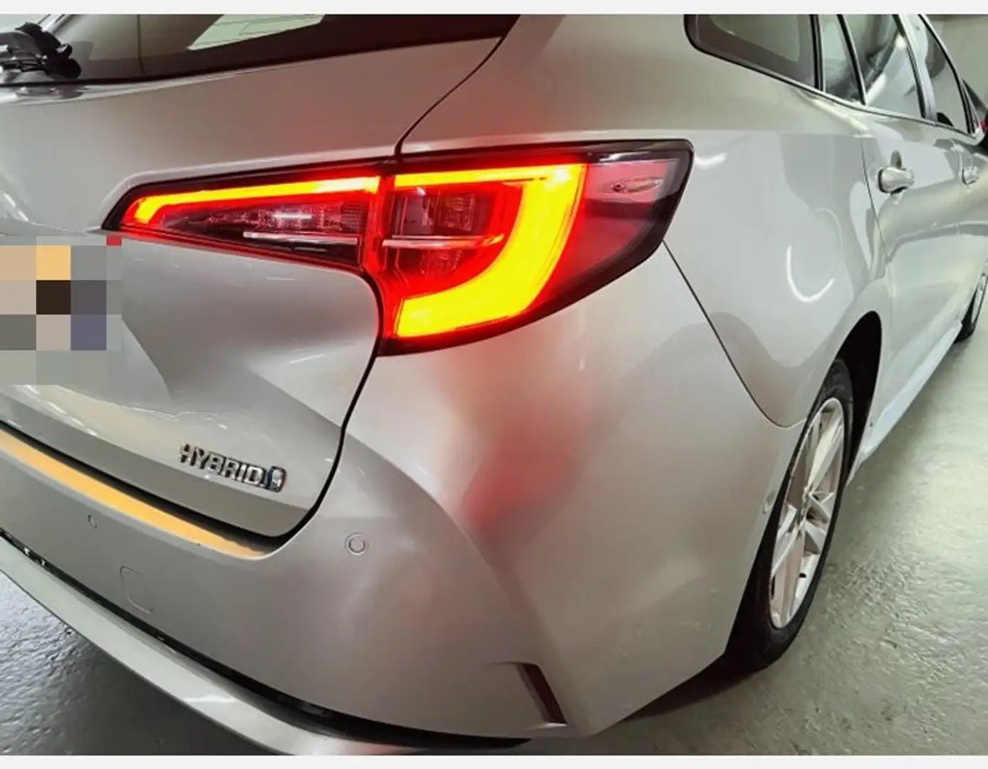 Toyota Corolla 122H DYNAMIC BUSINESS + MY22***TVA***14917¤ ht Grijs - 2