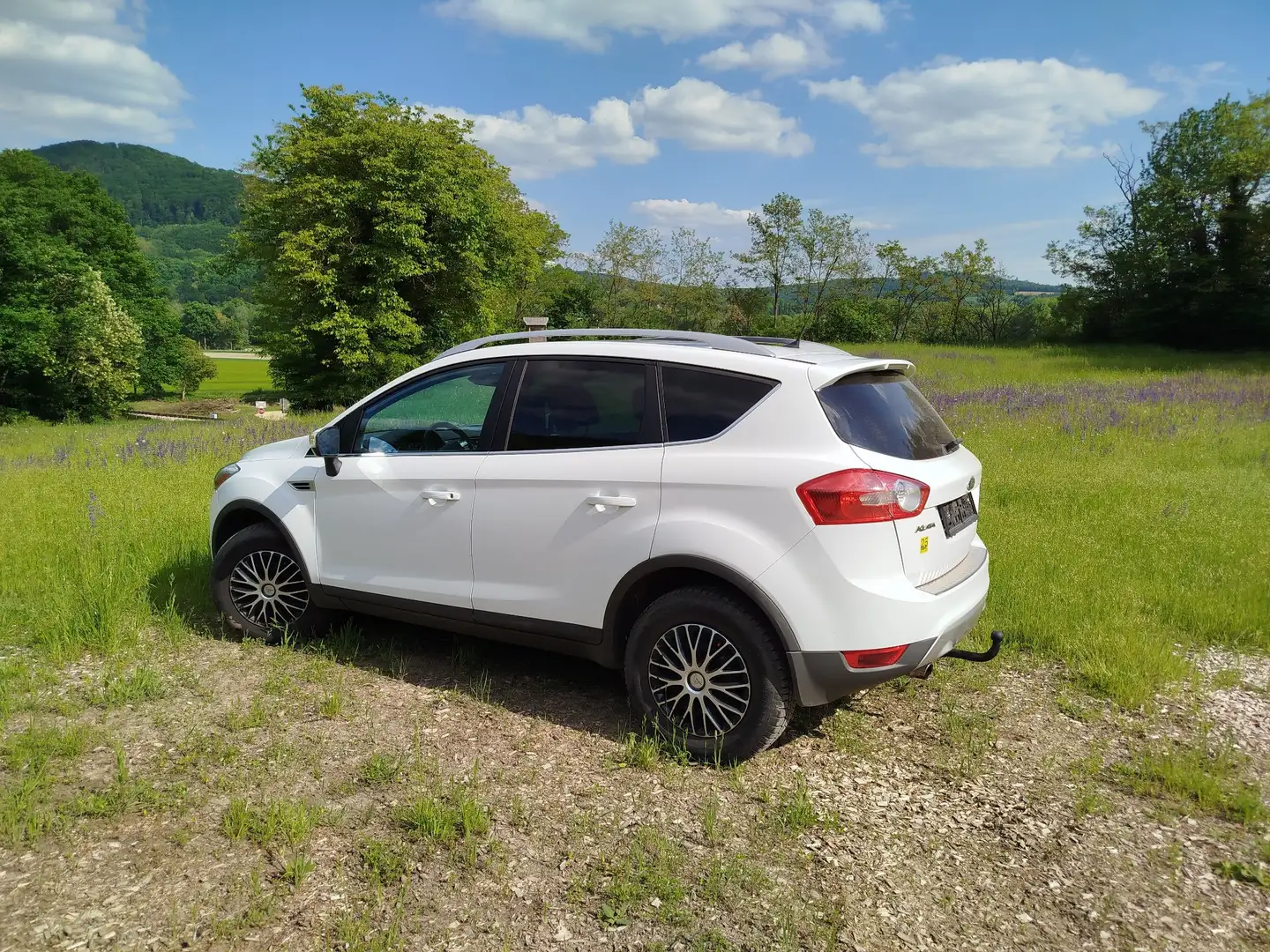 Ford Kuga 2.0 TDCi 4x4 Titanium - 2