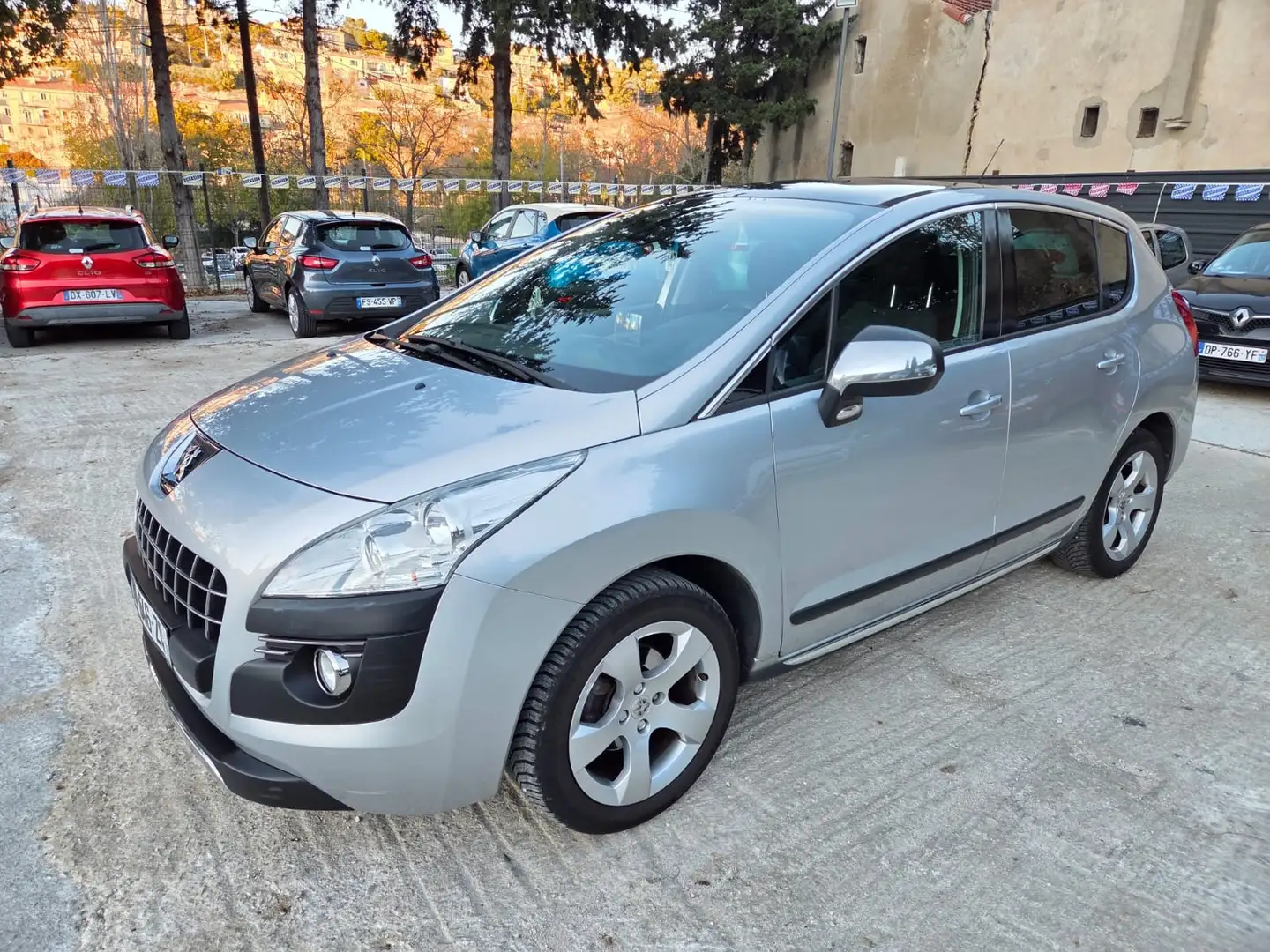 Peugeot 3008 Confort Pack Gris - 2
