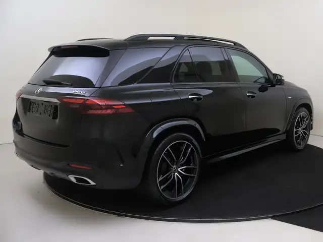 Mercedes-Benz Gle view 4