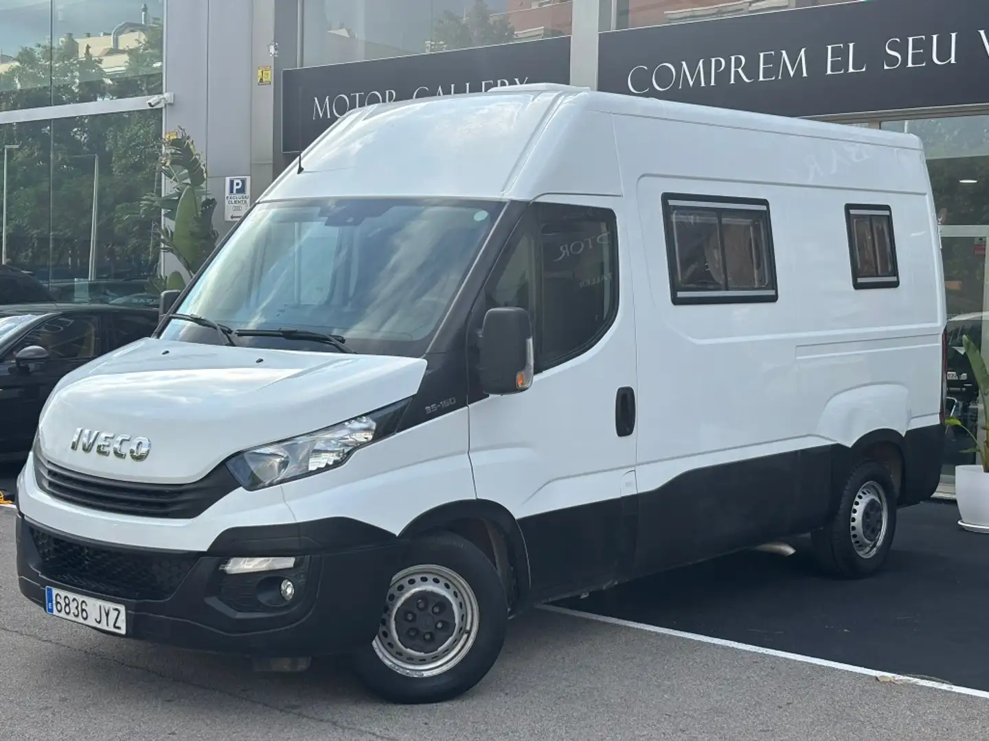 Iveco Daily Furgón 35C16 V 3520L H3 13.4 156 Blanco - 1