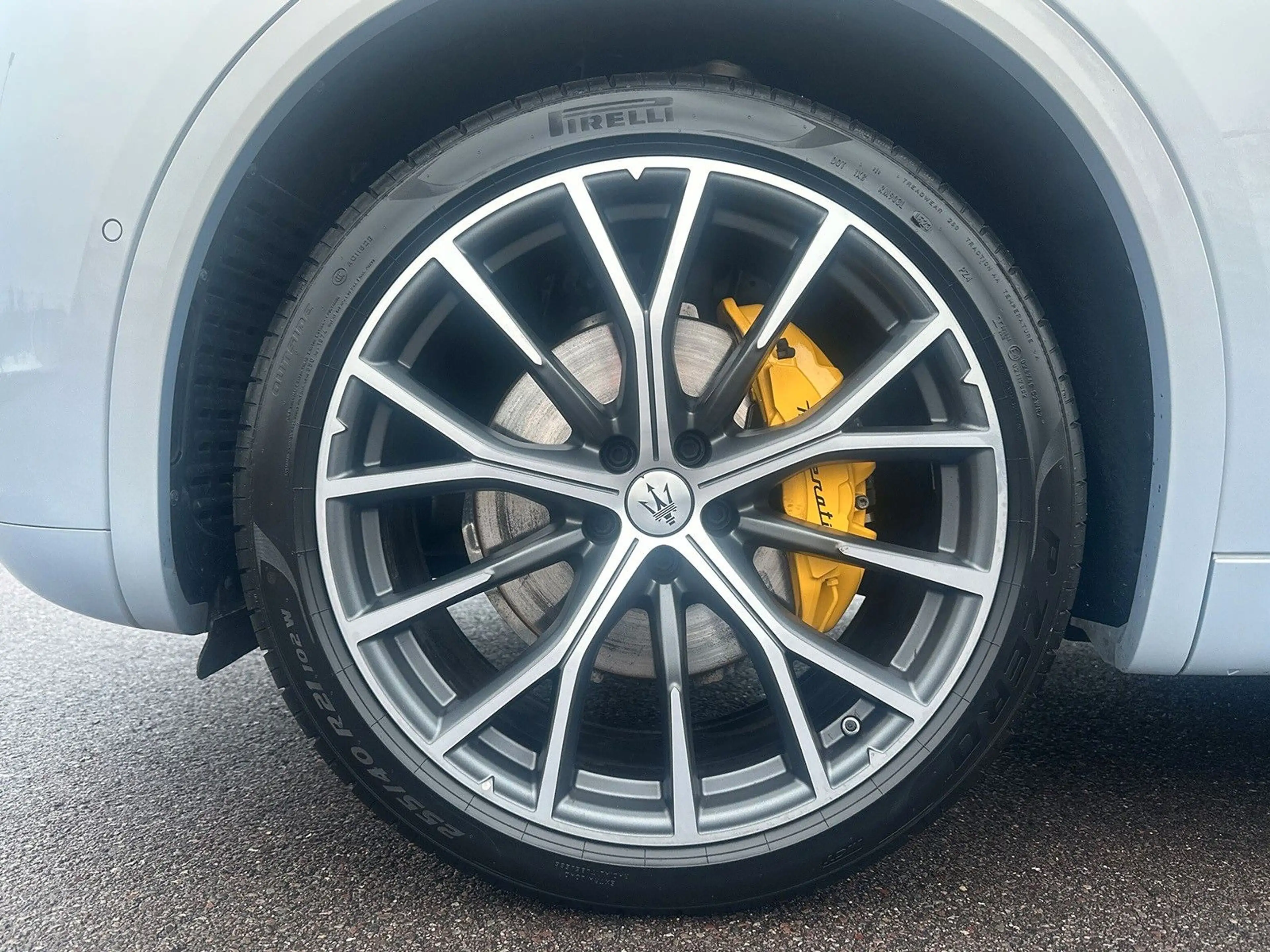 Maserati Grecale Modena  Hybrid AWD AHK ACC HUD LED — photo 2