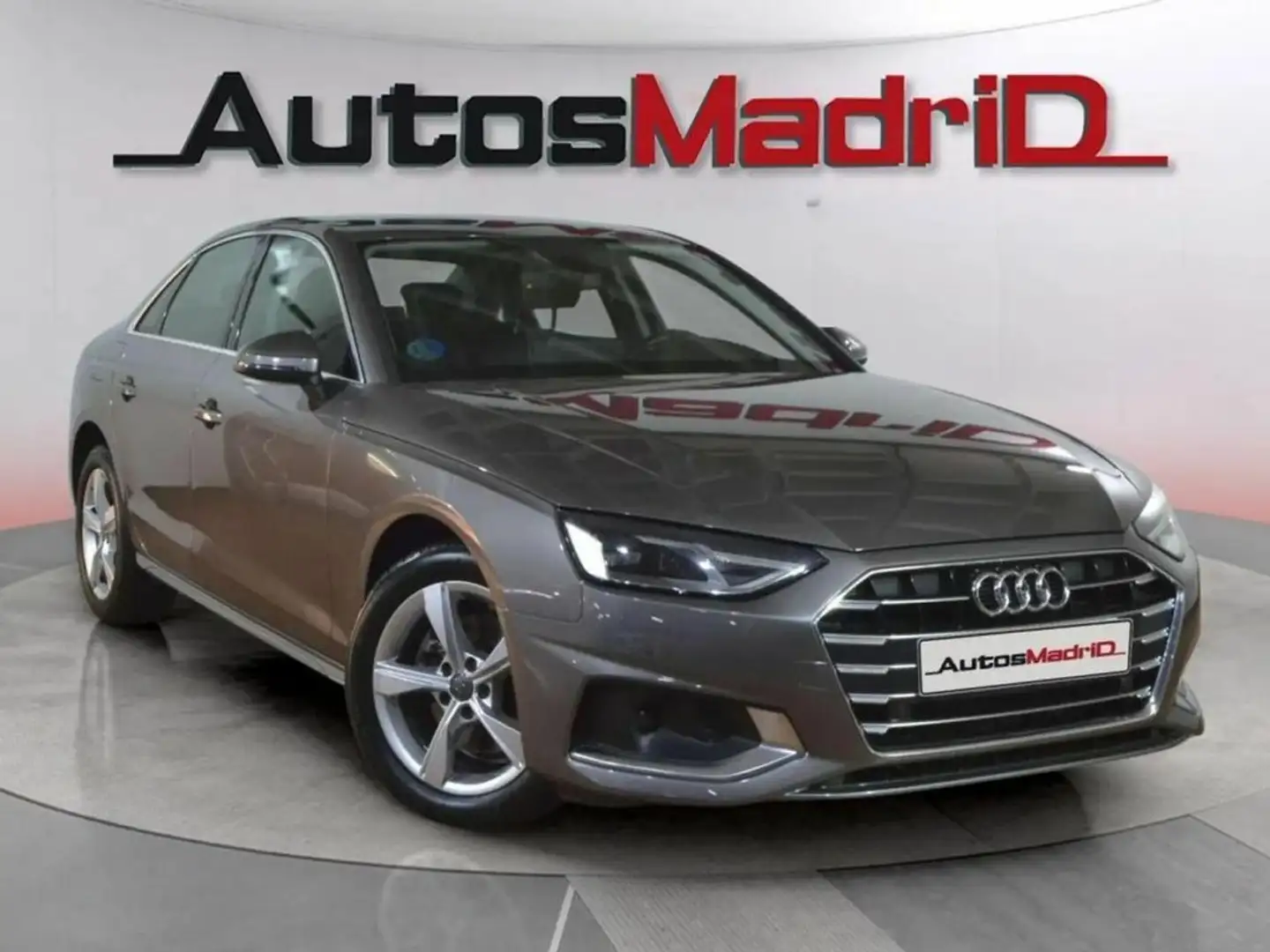 Audi A4 Advanced 35 TDI 120kW 163CV S tronic Gris - 1