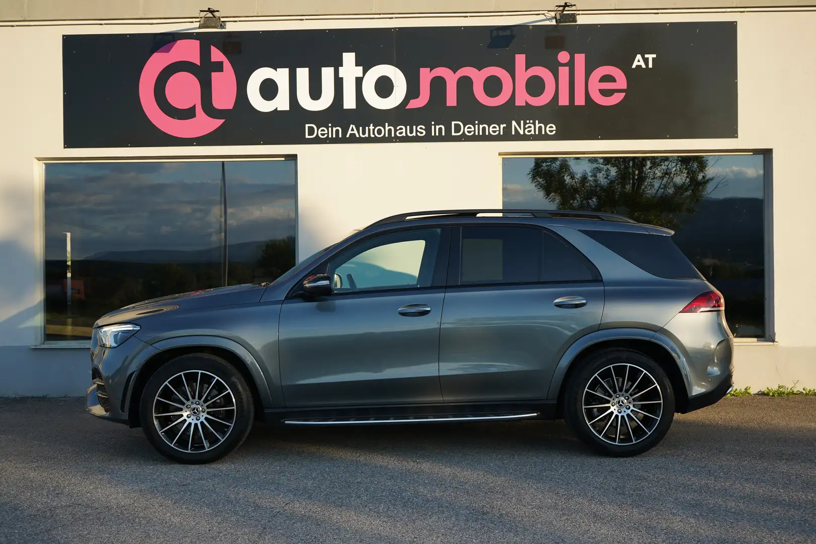 Mercedes-Benz GLE 400 GLE 400d 4Matic | AMG-Line | P-DACH | 1-Hand Grau - 2