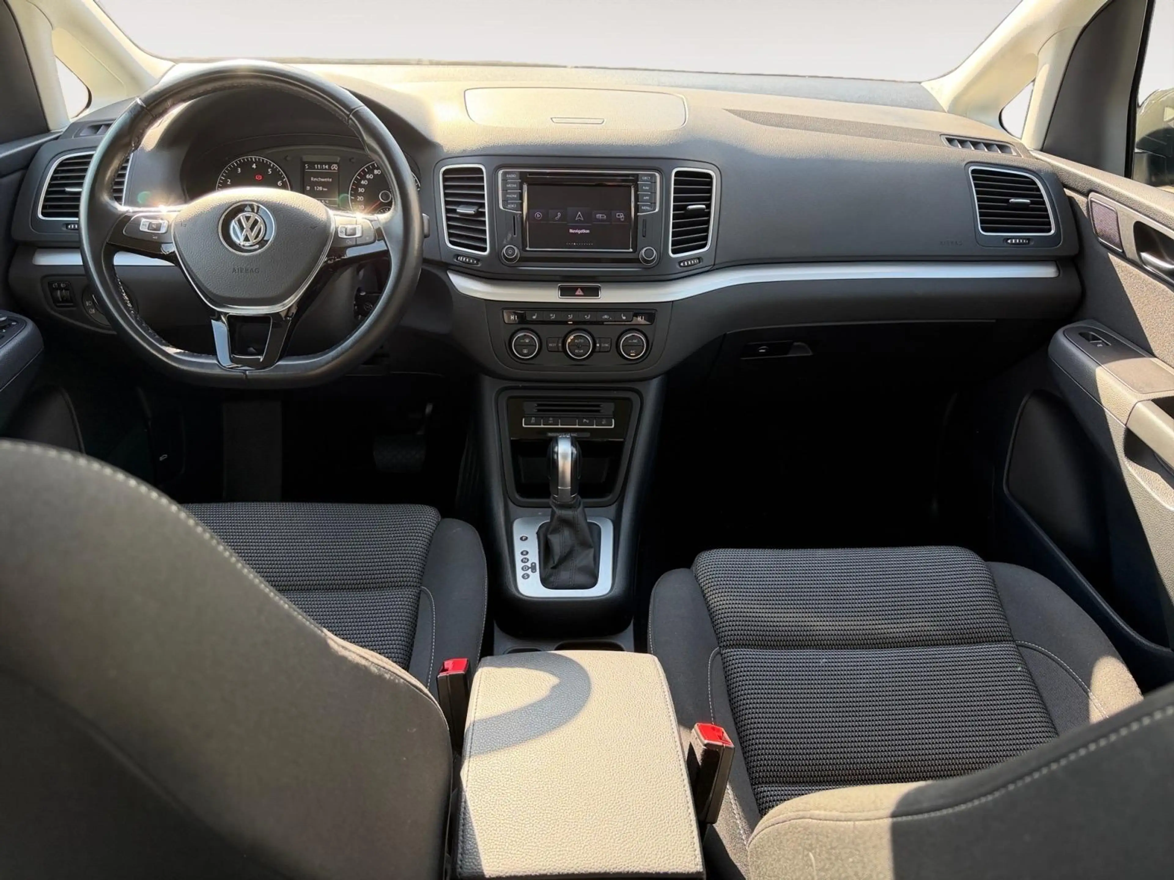 Volkswagen Sharan 1.4 TSI Comfortline Side|AHK|NAVI|SZH — photo 7
