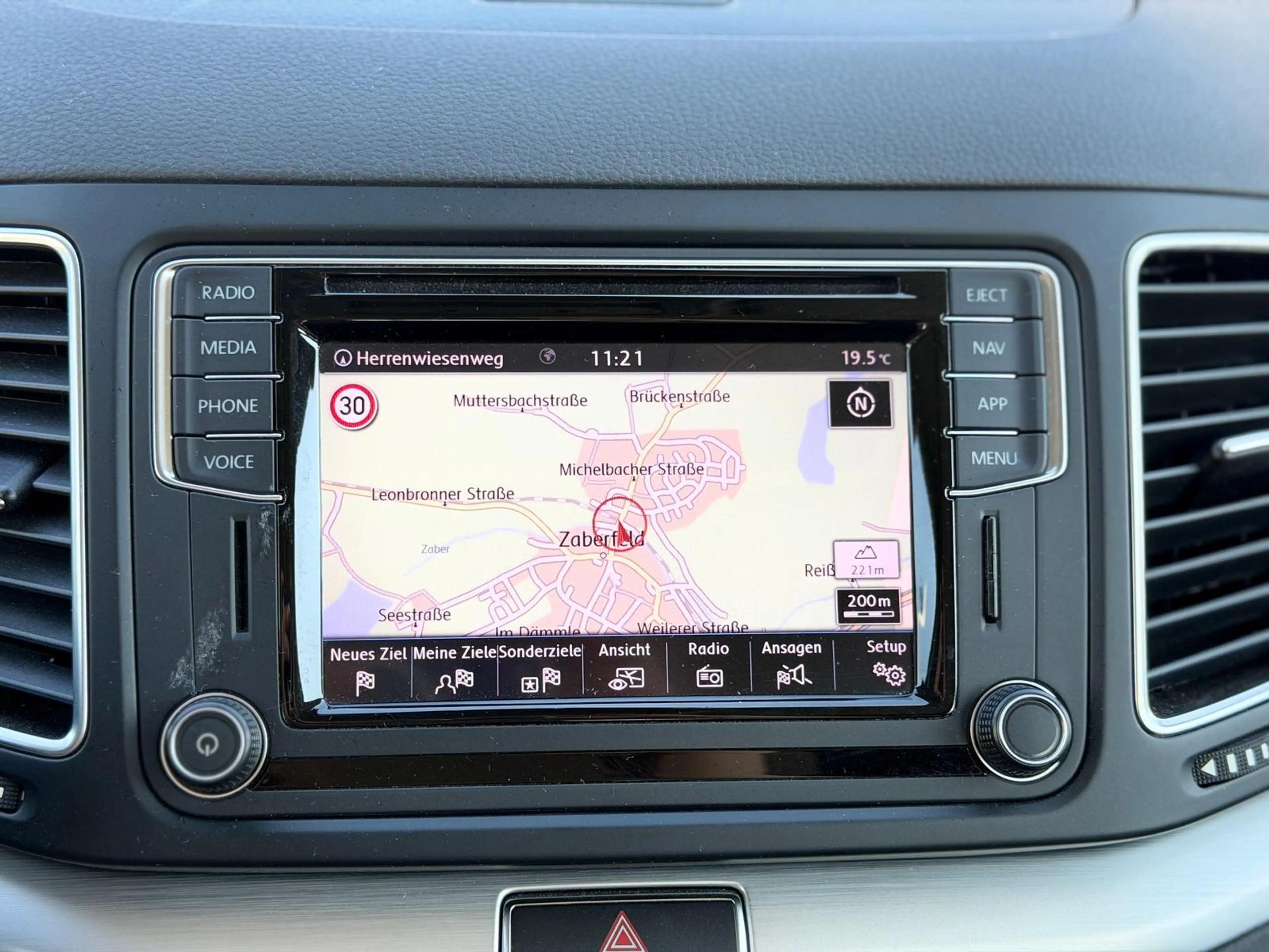 Volkswagen Sharan 1.4 TSI Comfortline Side|AHK|NAVI|SZH — photo 9