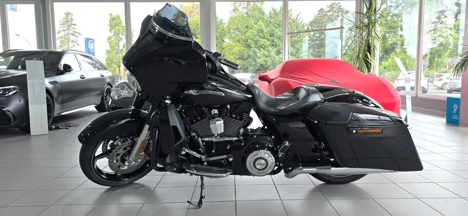Harley-Davidson Street Glide CVO 110 FLHXSE J&H 5HD DEUTSCHES MO - 1