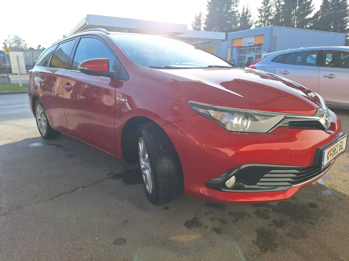 Toyota Auris Auris TS 1,8 VVT-i Hybrid Lounge Lounge Rot - 1