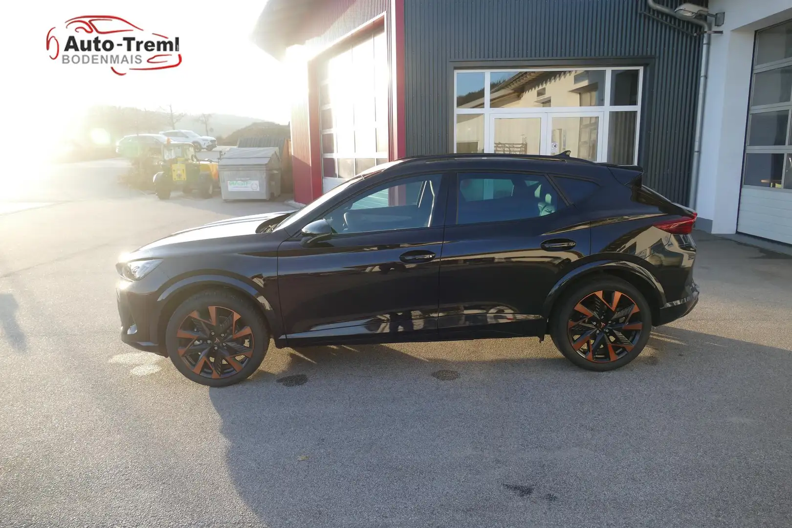 CUPRA Formentor 1.5 e-TSI DSG 150 PS Facelift Navi Matrix Dynam... Noir - 2