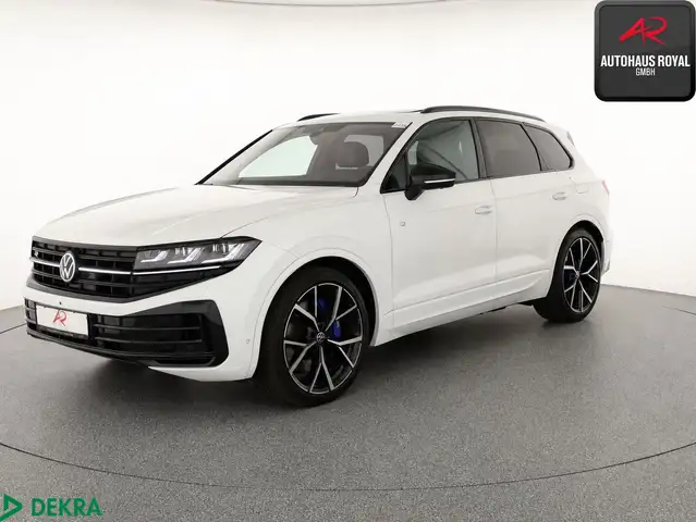 2024 Volkswagen Touareg in White for sale