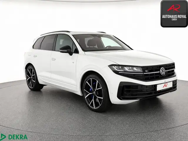 Volkswagen Touareg view 7