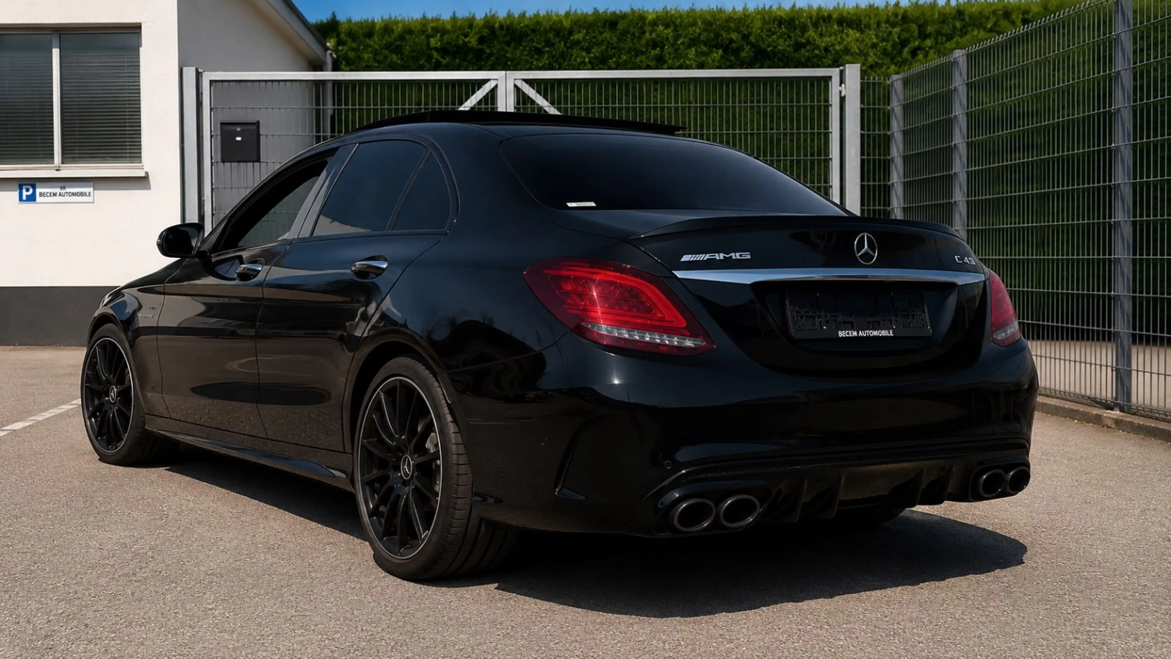Mercedes-Benz C 43 AMG /EXCLUSIV/PANO/BURMESTER/DISTRNC PLUS — photo 10