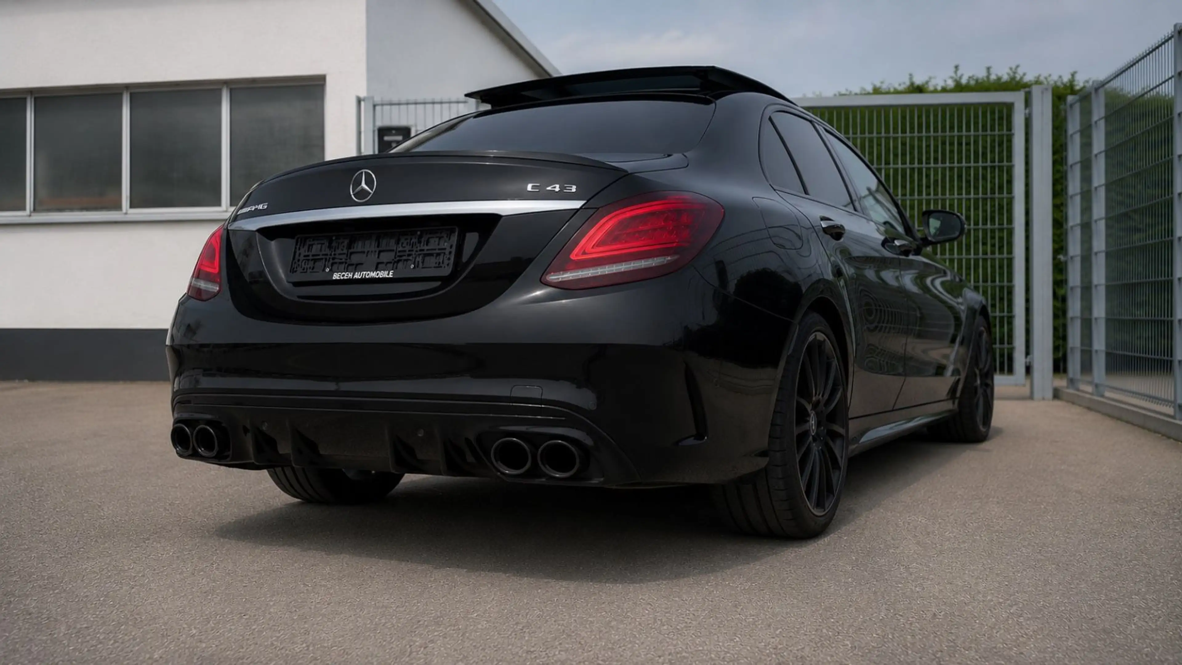Mercedes-Benz C 43 AMG /EXCLUSIV/PANO/BURMESTER/DISTRNC PLUS — photo 6