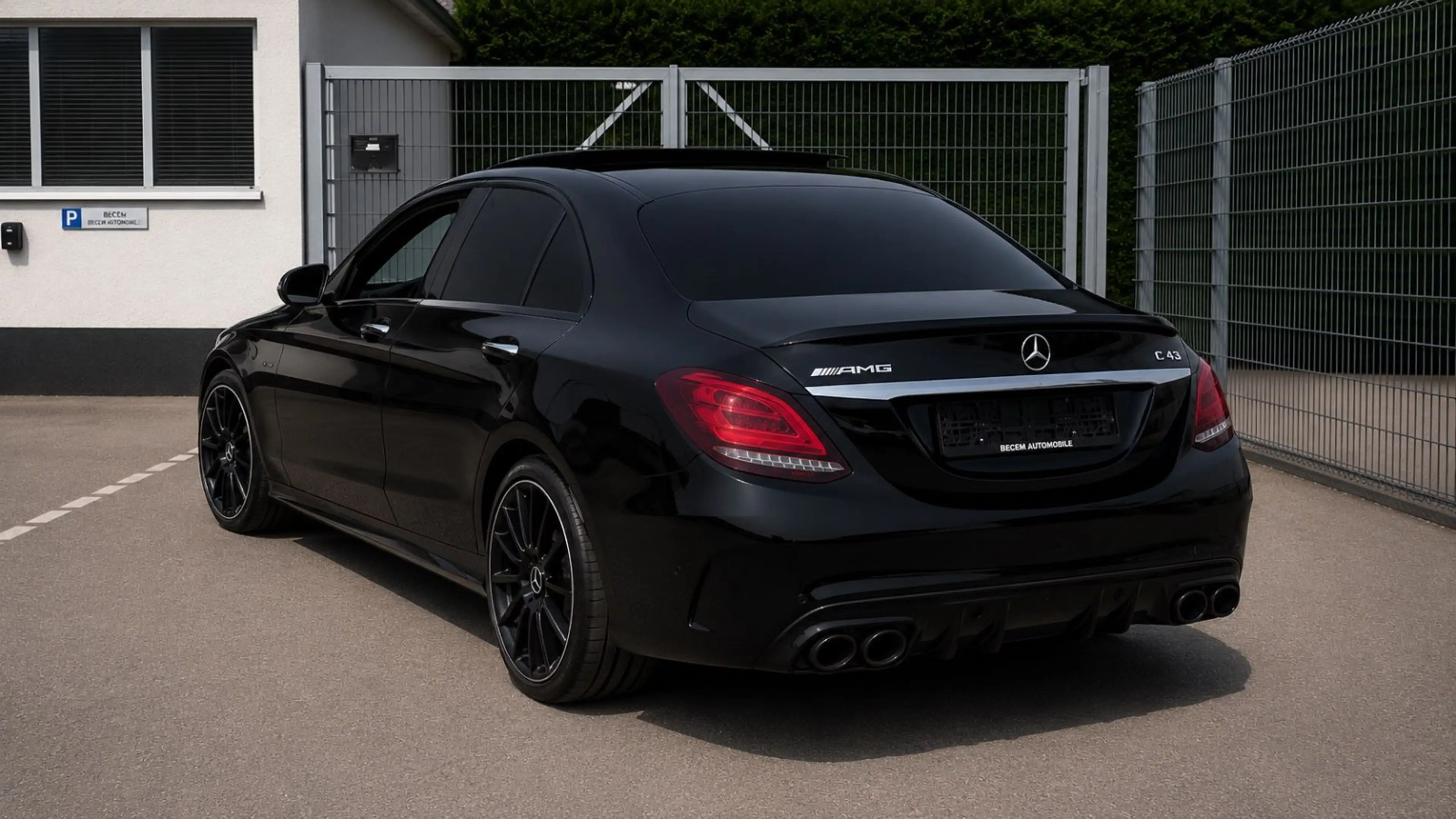 Mercedes-Benz C 43 AMG /EXCLUSIV/PANO/BURMESTER/DISTRNC PLUS — photo 9