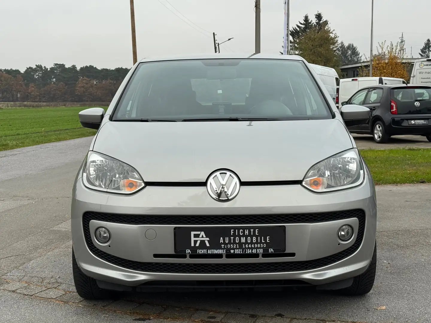 Volkswagen up! club up! Navi Sitzheizung Scheckheft Grau - 2