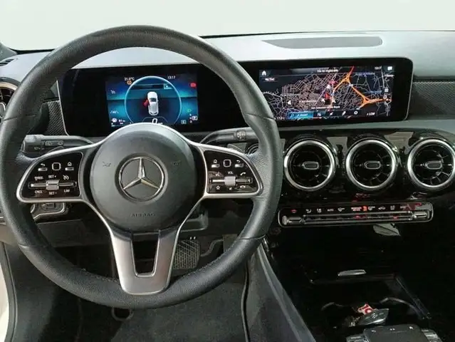 Mercedes-Benz A-Class view 12