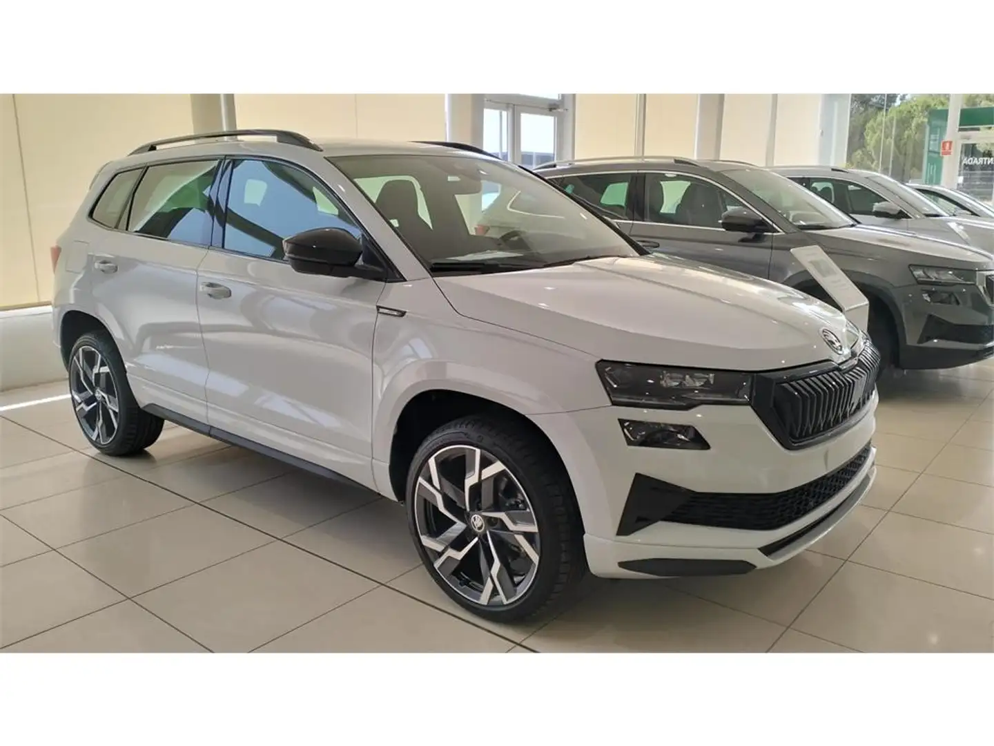 Skoda Karoq 1.5 TSI Sportline ACT DSG - 2
