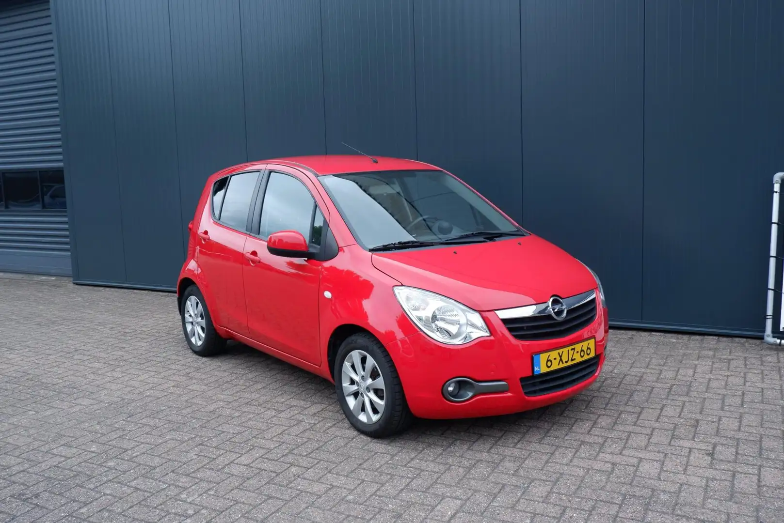 Opel Agila 1.2 Berlin Rouge - 2