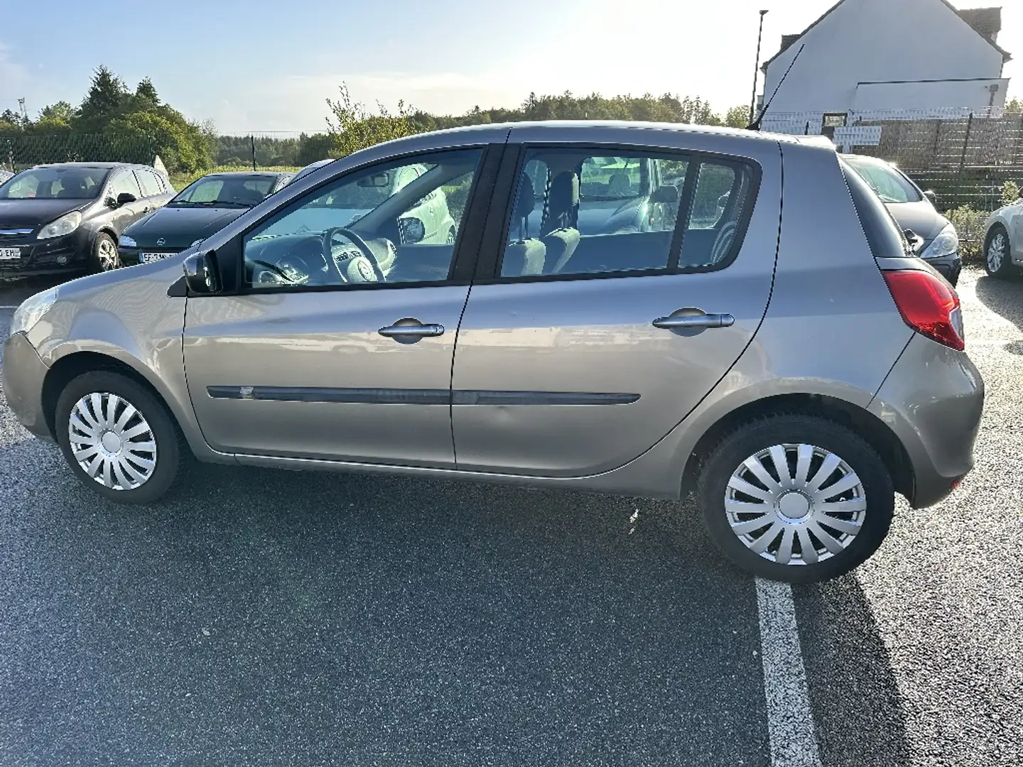 Renault Clio 1.5 dCi 65 eco2 Authentique - 2