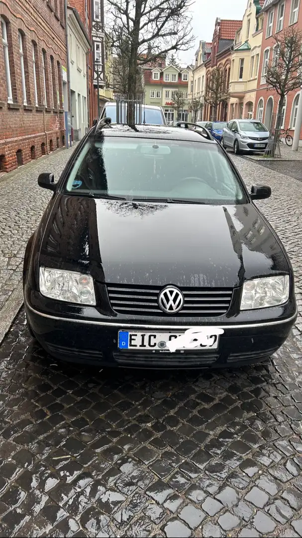 Volkswagen Bora Variant 2.0 Black - 1