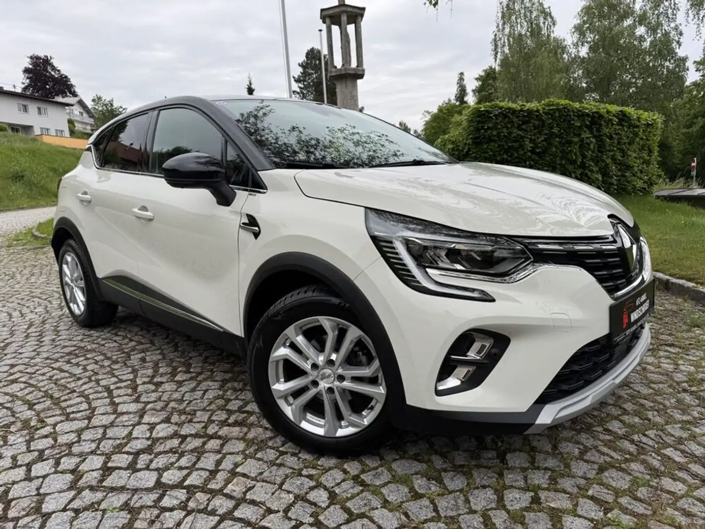 Renault Captur Intens KLIMA TEMPOMAT NAVI LED R-KAMERA Schwarz - 2