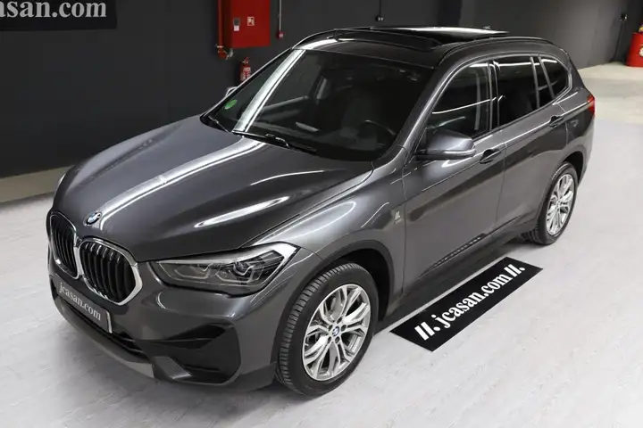 BMW X1 sDrive18i 2021