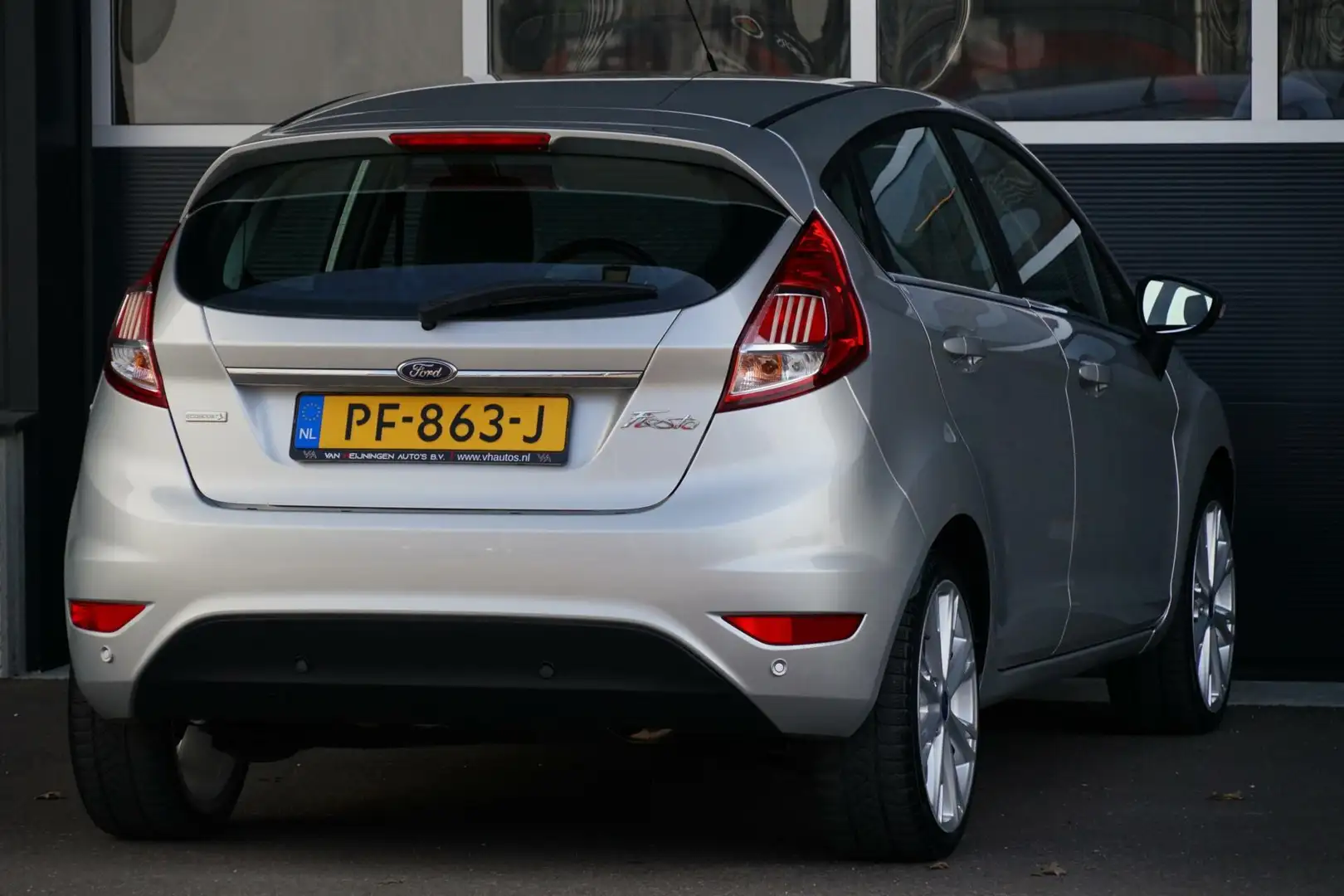 Ford Fiesta 1.0 EcoBoost Titanium, NL, clima, PDC, cruise Szürke - 2