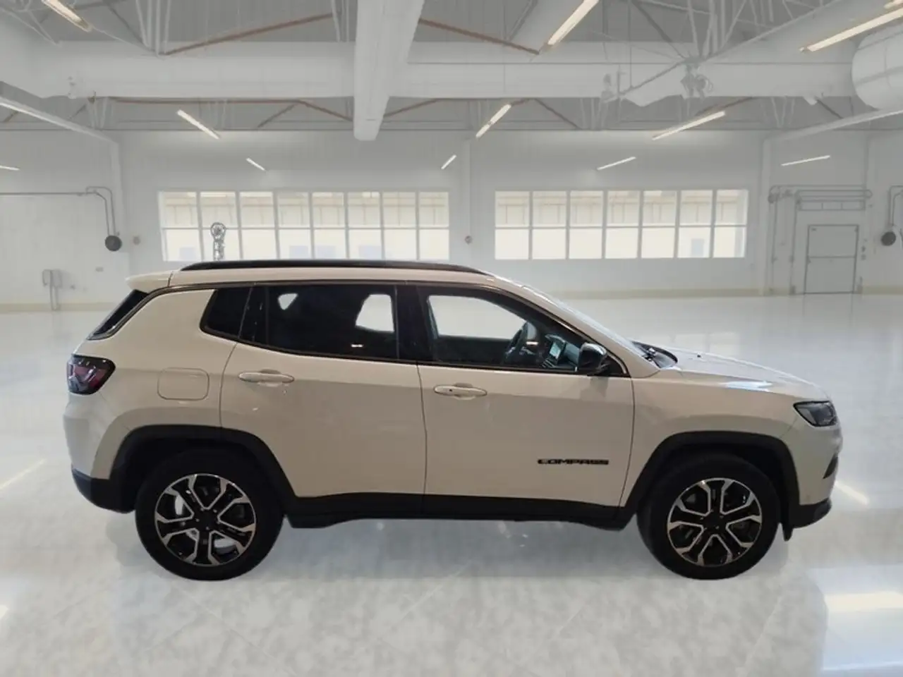 Jeep Compass 1.3 T4 PHEV 130 CV LIMITED 4XE AUTO SUV, миниатюра 3