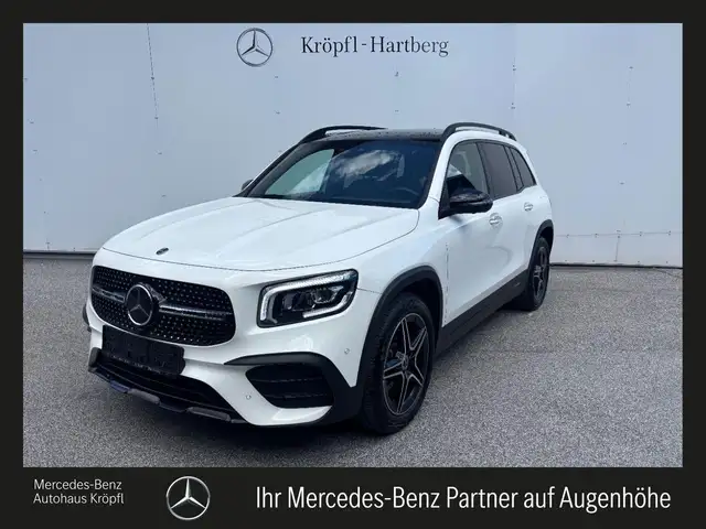 Mercedes-Benz GLB 250 4MATIC AMG Line Distr KeyGo PTS Shz LED