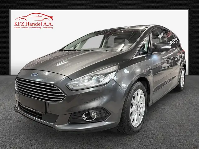 Ford S-Max Titanium AWD * 7 SITZE * ALLRAD * FINANZIERUNG *