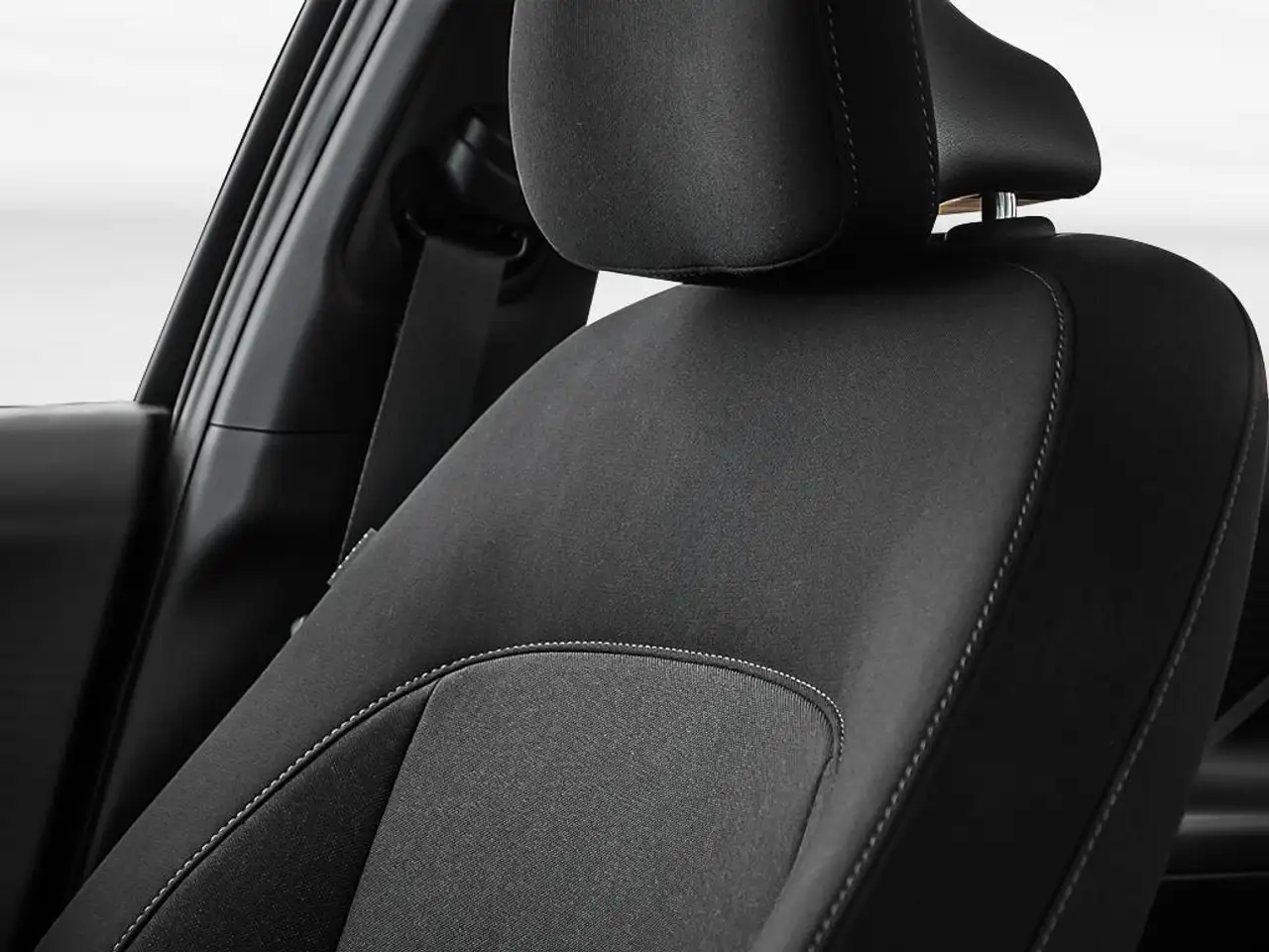 Hyundai IONIQ 6 снимка Hyundai IONIQ 6