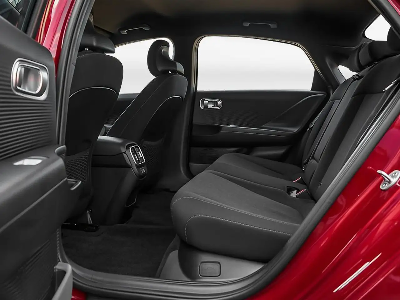 Hyundai IONIQ 6 снимка Hyundai IONIQ 6