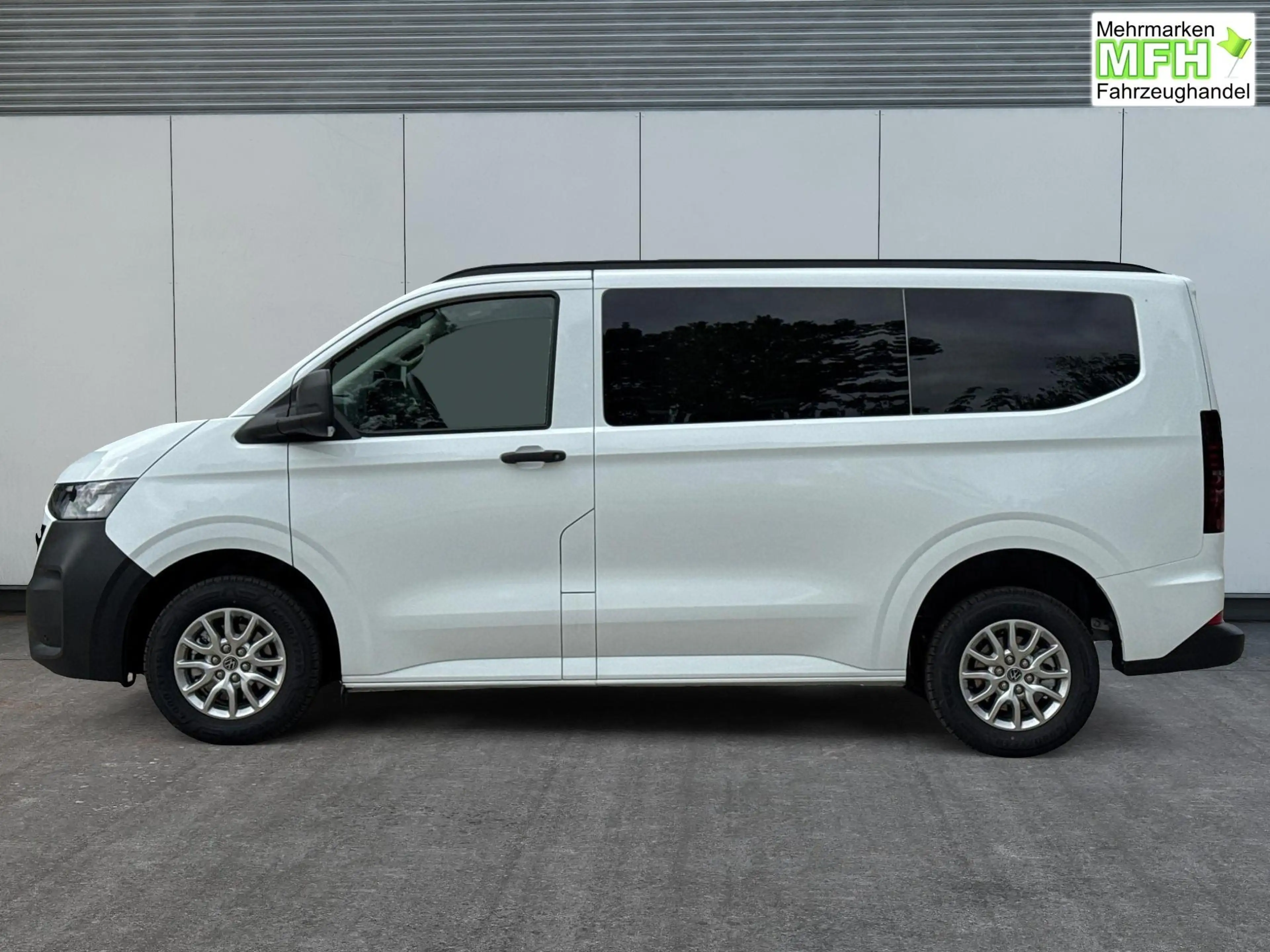 Volkswagen T7 Caravelle Basis KR 9-Sitzer+AHK+LED+KAM+PDC+SHZ+ALU+GJR 2... — photo 2
