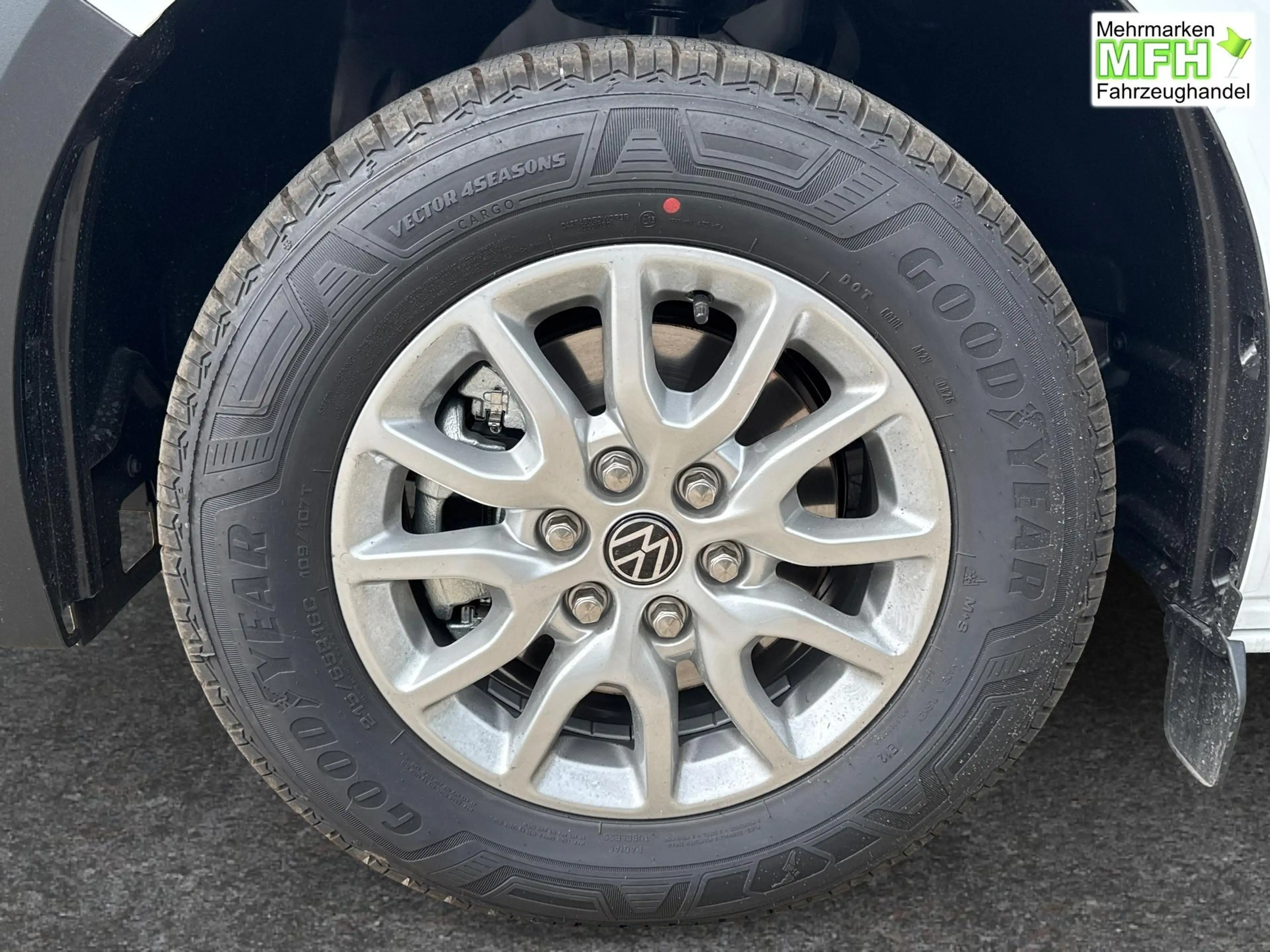 Volkswagen T7 Caravelle Basis KR 9-Sitzer+AHK+LED+KAM+PDC+SHZ+ALU+GJR 2... — photo 12