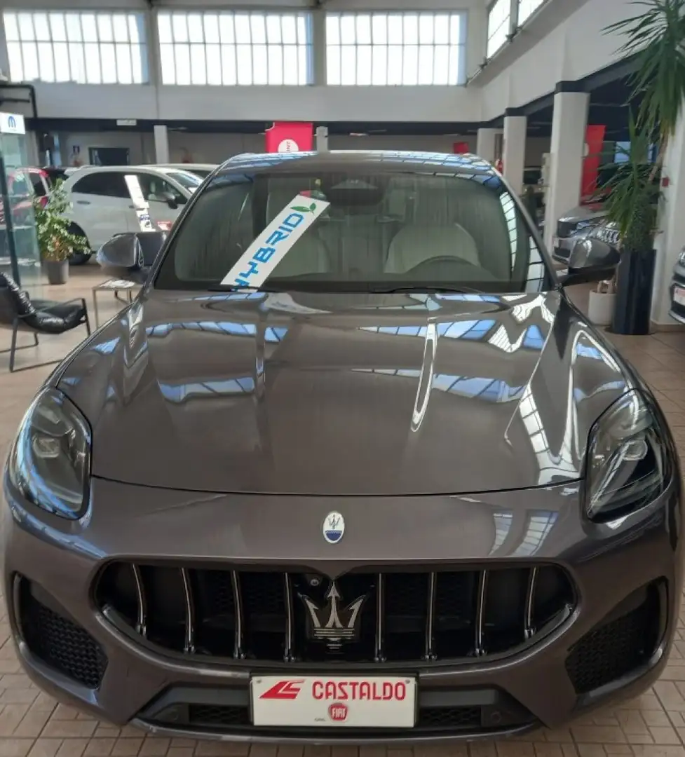Maserati Grecale MHEV 300 CV AWD GT Q4 Grigio - 1